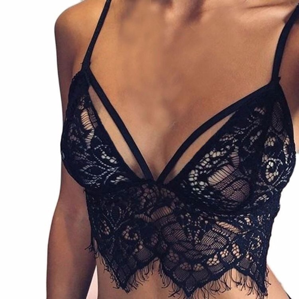 ❌SOLD🛑Black floral lace bralette - S - Picture 5 of 7